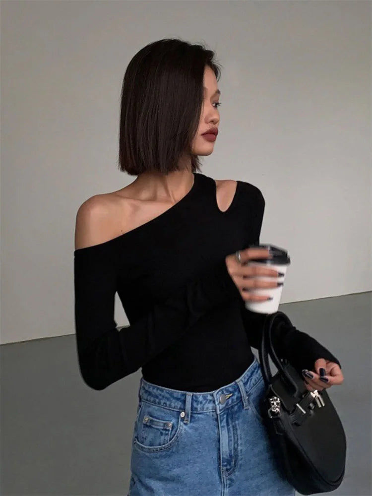 Off-Shoulder Long-Sleeved T-Shirt