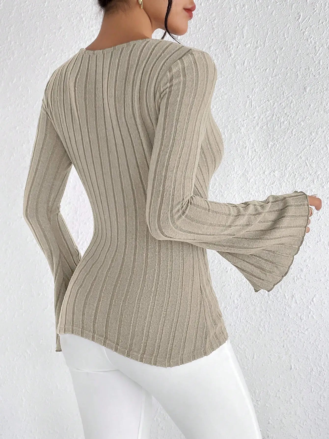 Long-Sleeved Tops